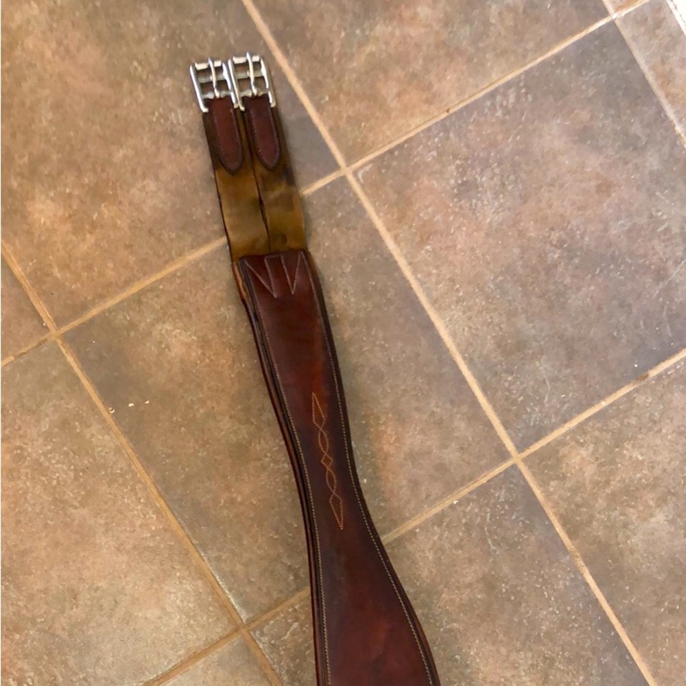 Wellfleet English Girth 50”